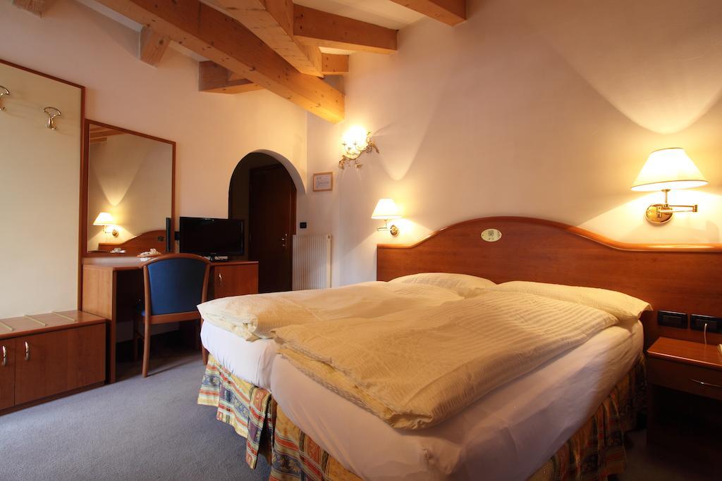Garni Stellune Cavalese Chambre photo